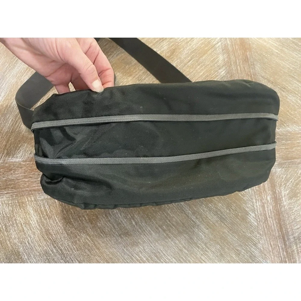 Lowepro Camera Crossbody Bag Olive‎ Green Lightweight Travel DSLR